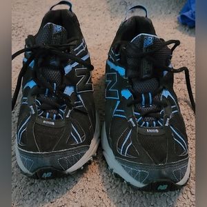 New Balance women's sneakers size 8